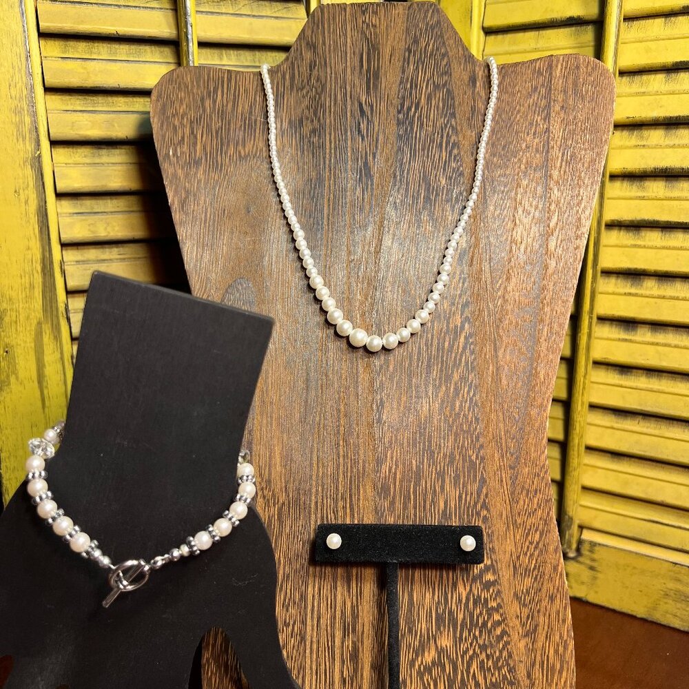 Classy Vintage Faux Pearl Set - Necklace, Bracelet, Earrings, Silvertone